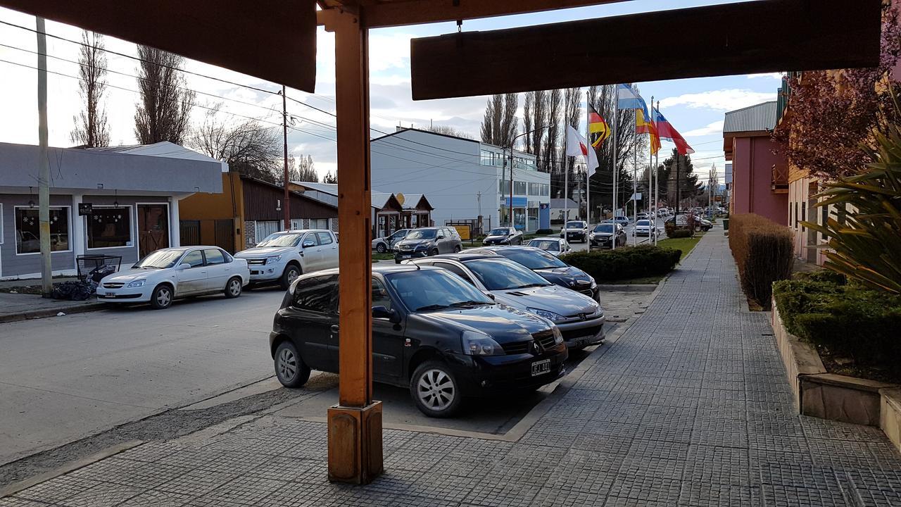 Hotel Kapenke El Calafate Exterior photo